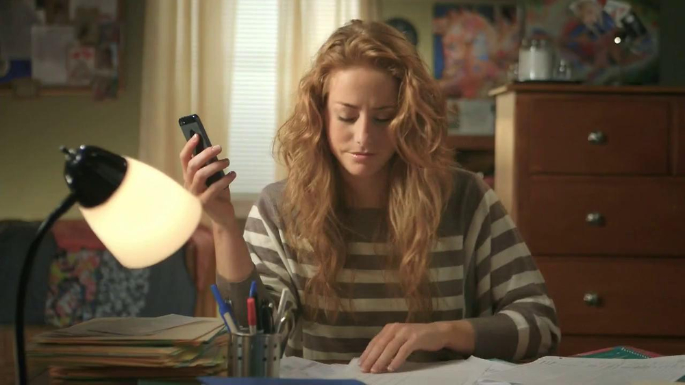 TaxSlayer.com TV Commercial, 'Smart Smartphone'