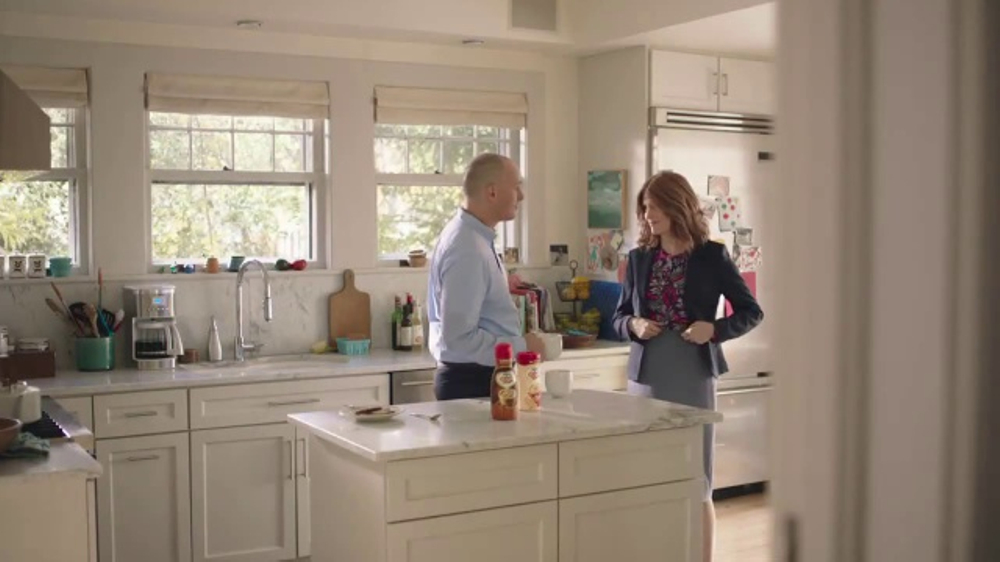 Coffee-Mate TV Commercial, 'Every Day Is a Chance to Stir Things Up'