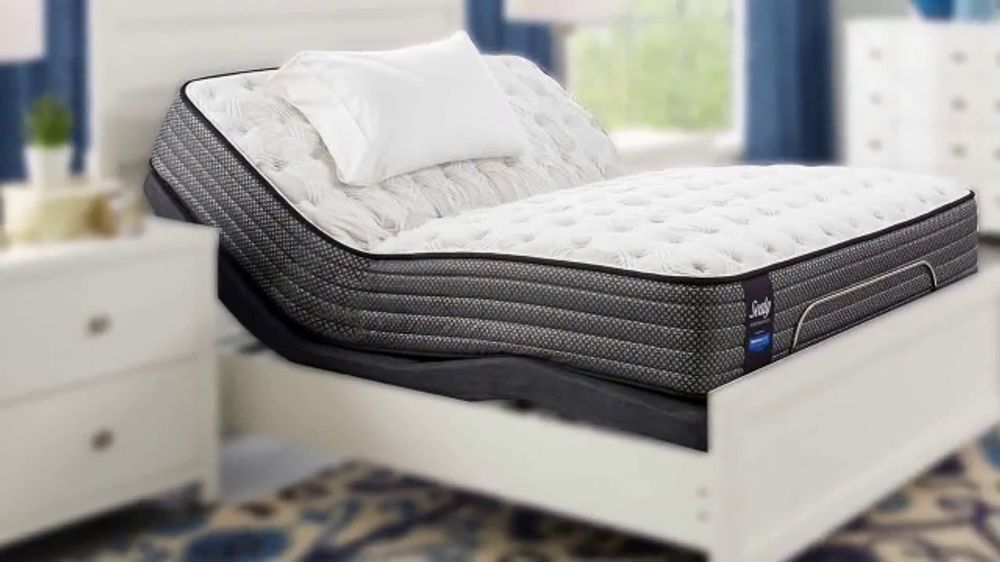 Rooms To Go Summer Sale And Clearance Tv Commercial Queen Mattress Video